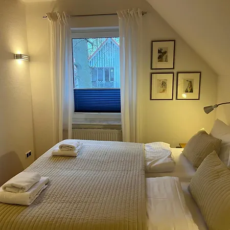 Apartment Seeblick 221 *